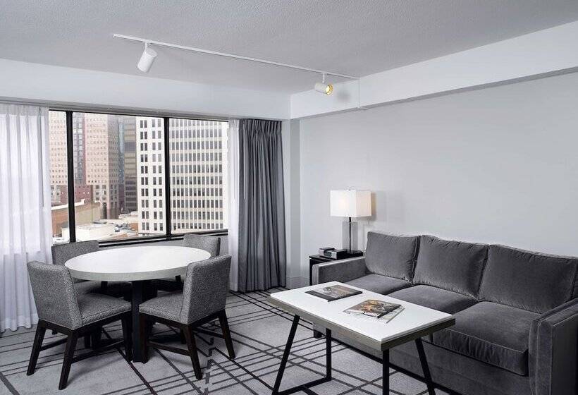 Президентский Люкс, Hyatt Regency Louisville