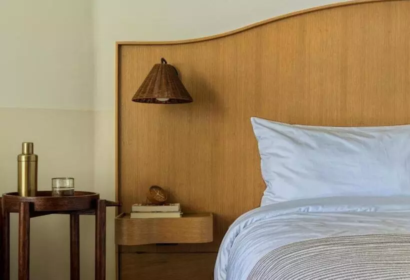 اتاق استاندارد با تخت بزرگ برای معلولان, Casa Loma Beach