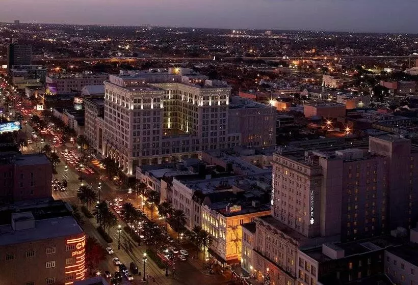 Deluxe-huone Soveltuu Liikuntarajoitteisille, Jw Marriott New Orleans