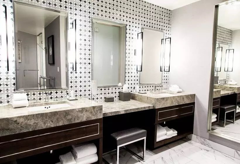 2 Bedroom Suite City View, Jw Marriott New Orleans