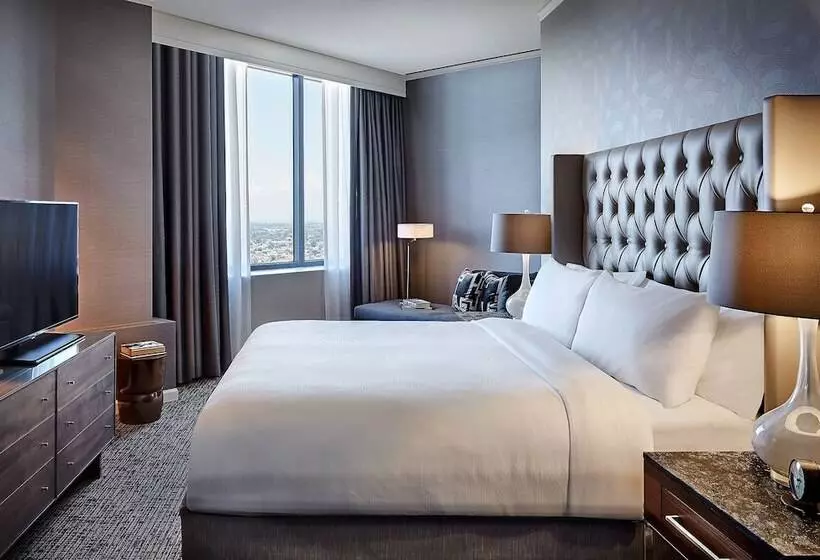 Deluxe-huone Soveltuu Liikuntarajoitteisille, Jw Marriott New Orleans