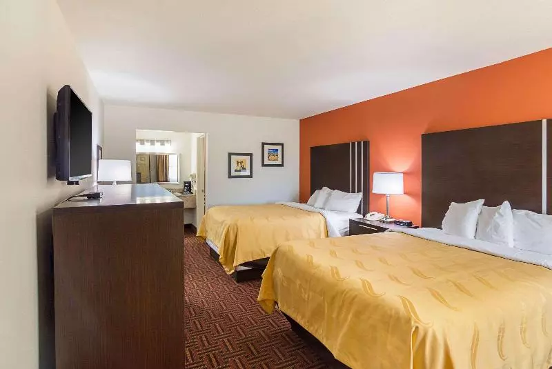 اتاق استاندارد, Quality Inn