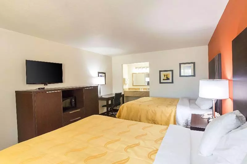 اتاق استاندارد, Quality Inn