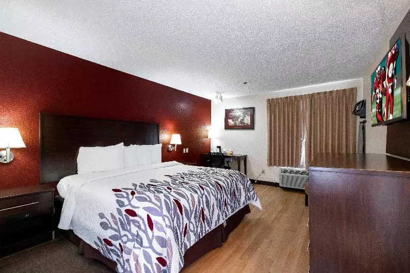 キングサイズベッドのスーペリアルーム, Red Roof Inn Knoxville Central – Papermill Road