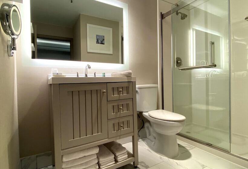 חדר סטנדרט שתי מיטות זוגיות, The Hub Middletown Red Bank  Best Western Signature Collection