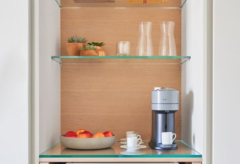 Люкс, Zena Washington Dc