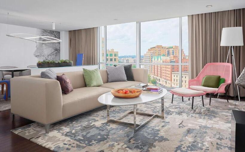 Люкс, Zena Washington Dc