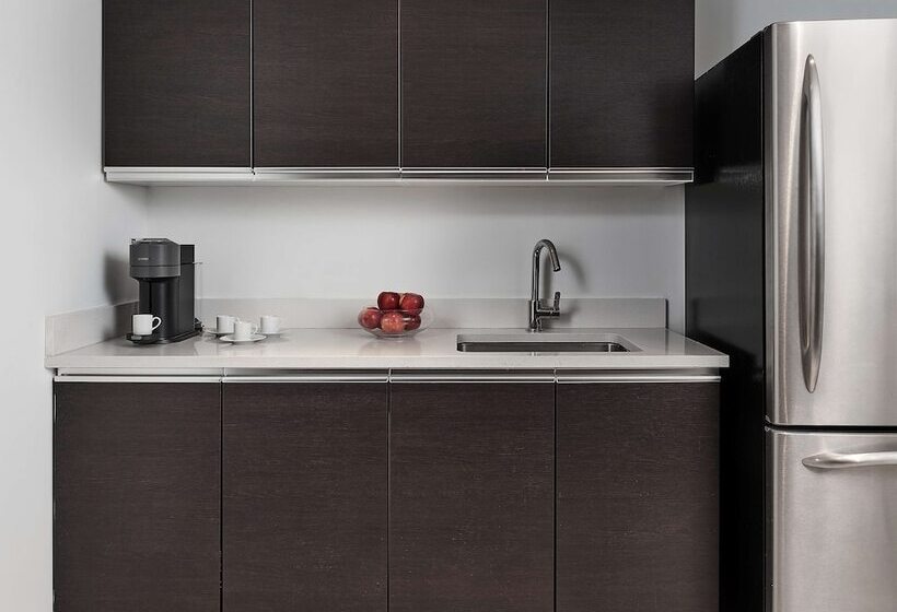 Люкс, Zena Washington Dc