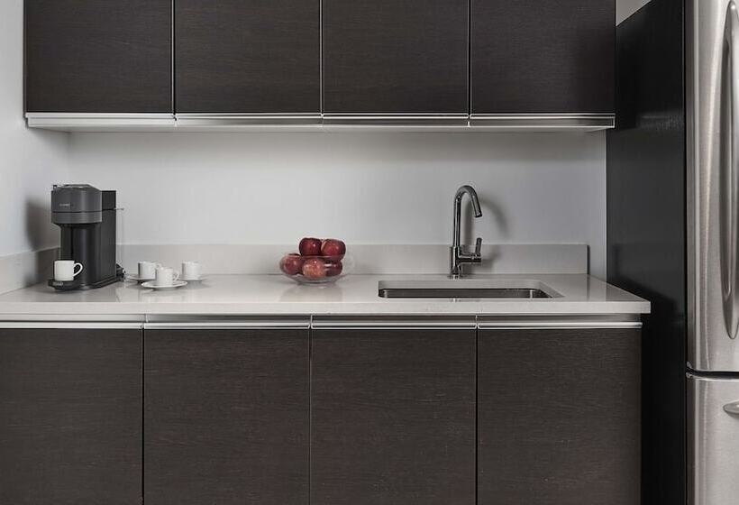 Люкс, Zena Washington Dc