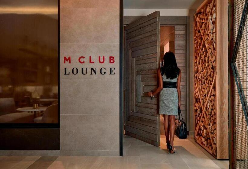 חדר דחוקס עם מיטת קינג, Charlotte Marriott City Center
