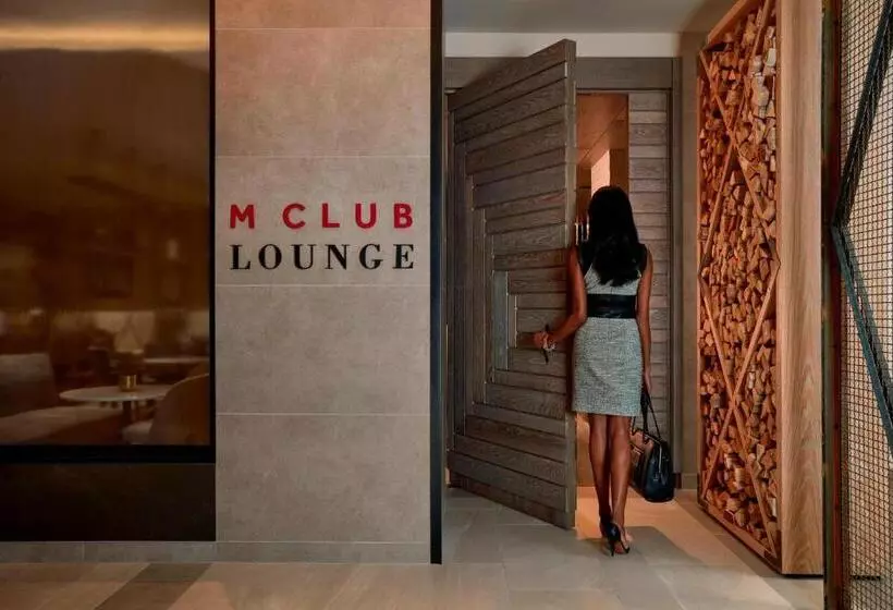 اتاق لوکس با تخت بزرگ, Charlotte Marriott City Center
