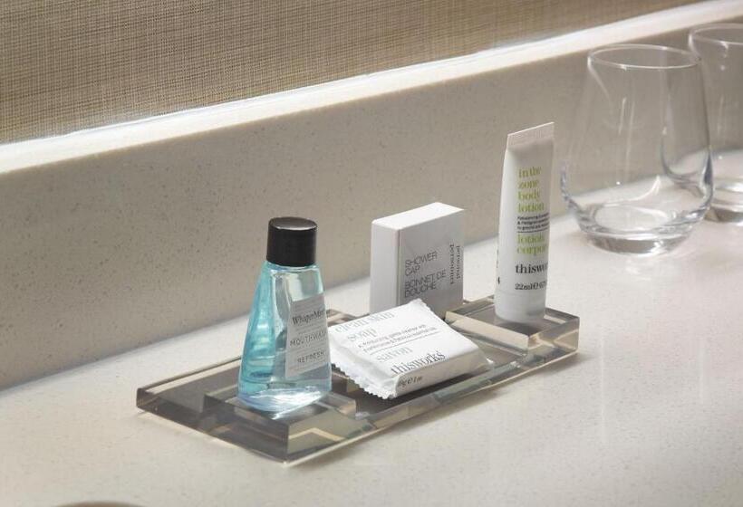 غرفه قياسيه سريرين مزدوجين, Charlotte Marriott City Center