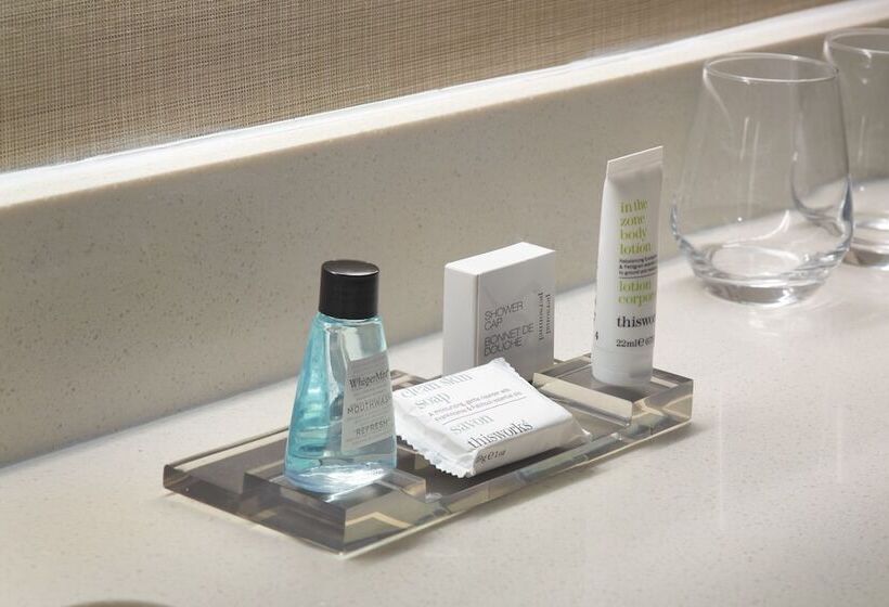 غرفه قياسيه سريرين مزدوجين, Charlotte Marriott City Center