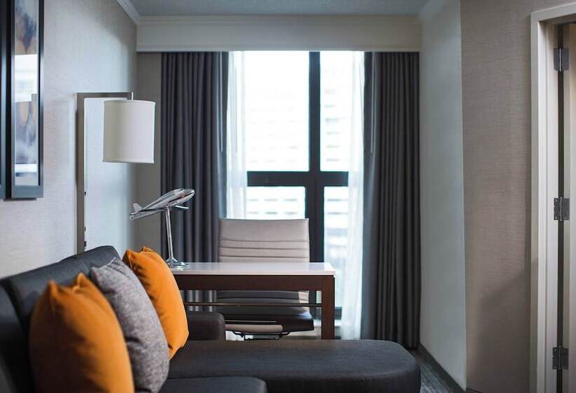 스위트, Chicago Marriott Suites O'hare