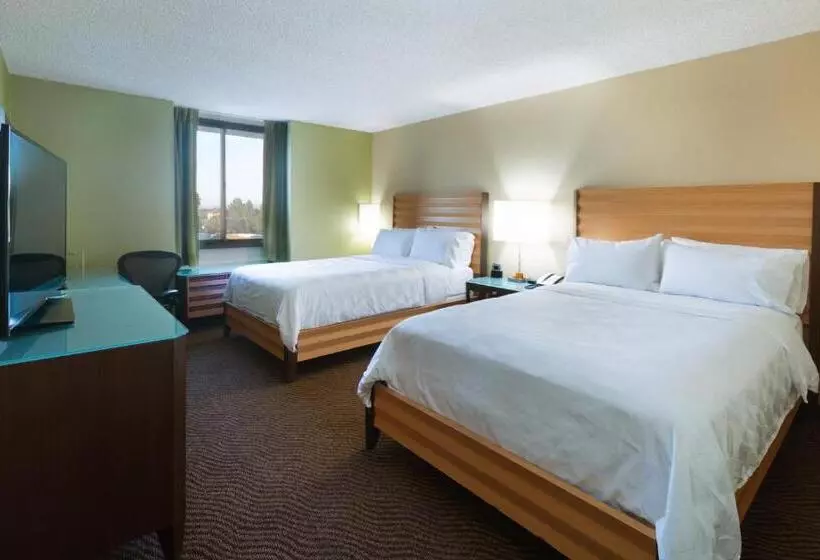 ２ダブルベッドのスタンダードルーム, Holiday Inn San Jose Silicon Valley, An Ihg
