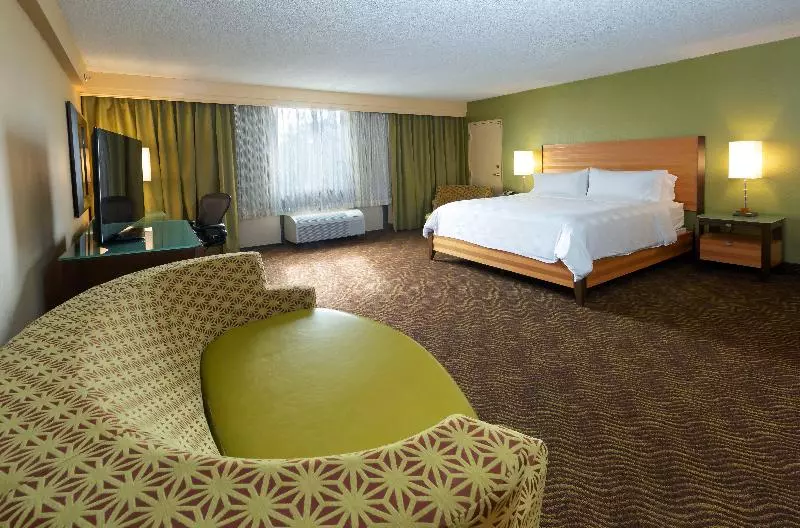キングサイズベッドのエクゼクティブルーム, Holiday Inn San Jose Silicon Valley, An Ihg