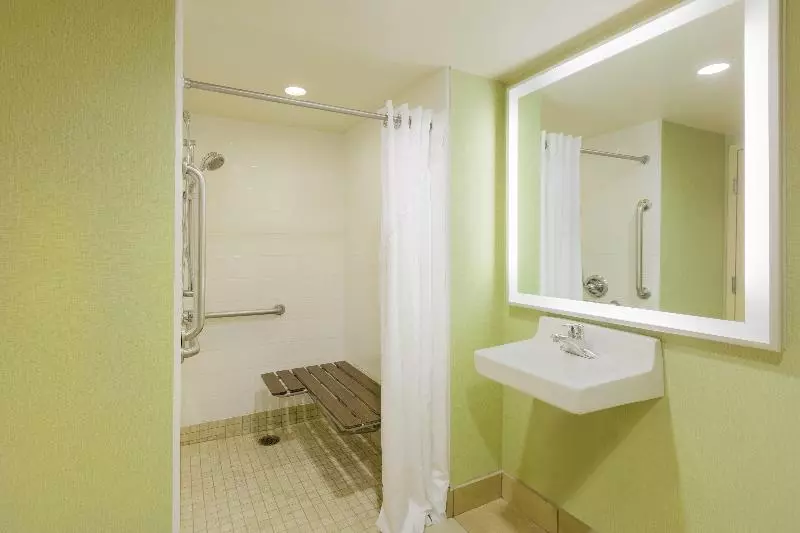 キングサイズベッドのスタンダードルーム, Holiday Inn San Jose Silicon Valley, An Ihg
