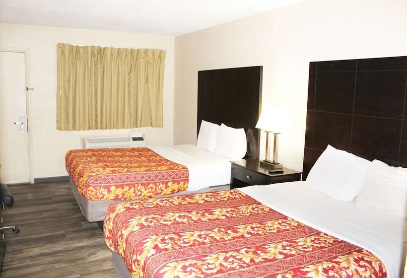 غرفه قياسيه سريرين مزدوجين, Huntington Inn