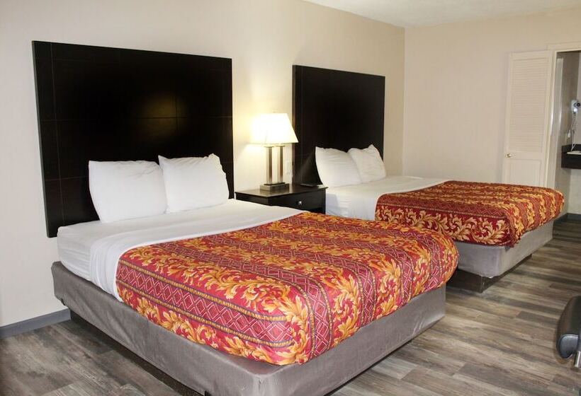 غرفه قياسيه سريرين مزدوجين, Huntington Inn