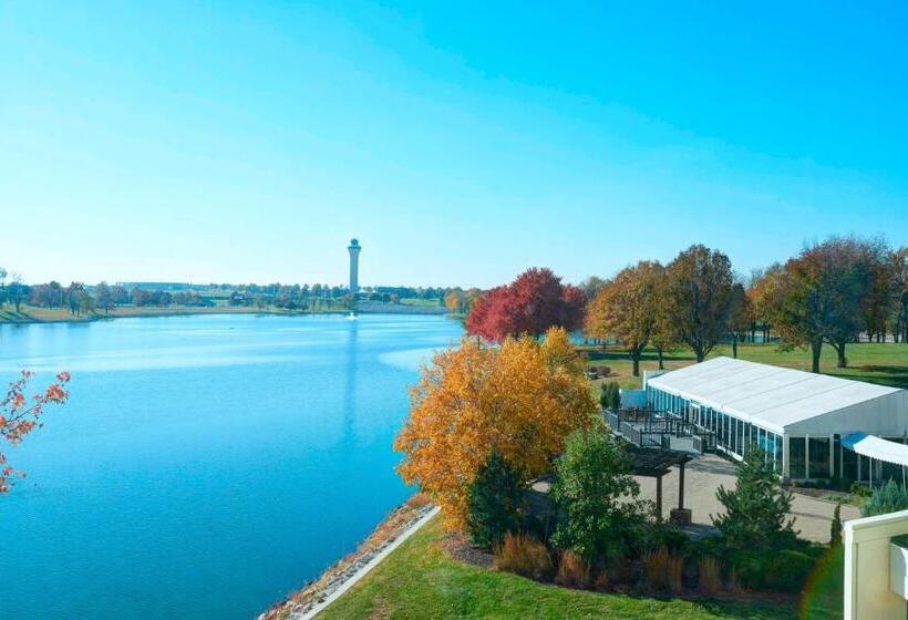 장애인을 위한 스탠다드 룸, Kansas City Airport Marriott