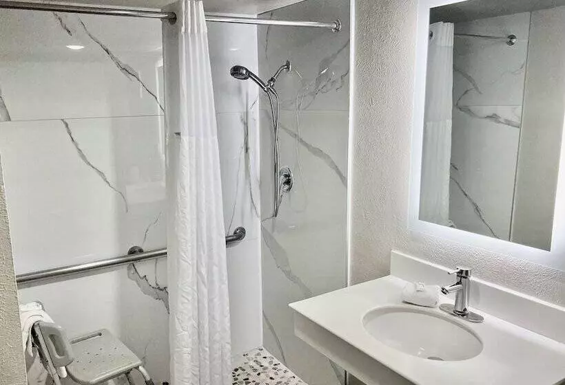デラックスルーム, La Quinta Inn By Wyndham El Paso East Lomaland