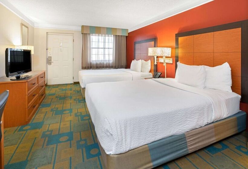 Номер Deluxe, La Quinta Inn By Wyndham Phoenix Sky Harbor Airport
