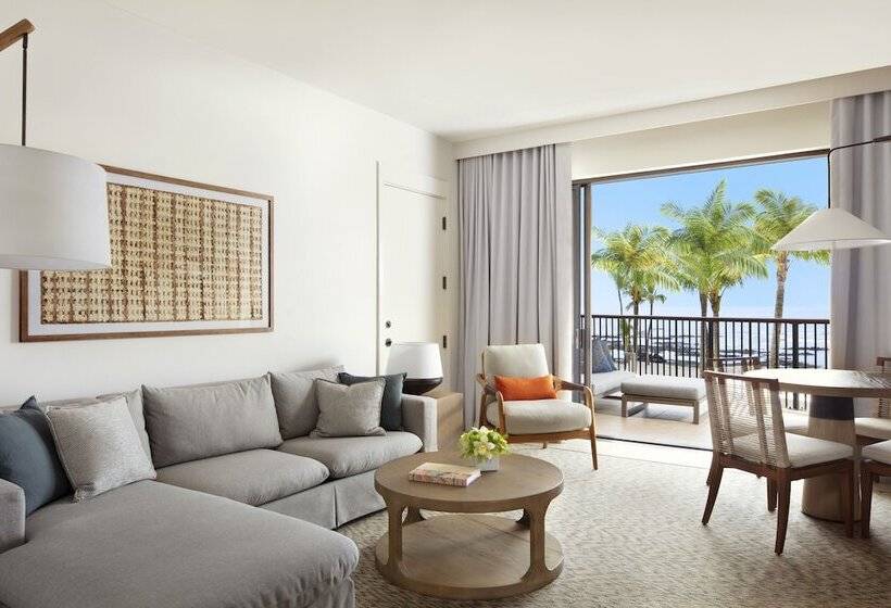 סוויטת פרמיום עם נוף לים, Mauna Lani, Auberge Resorts Collection