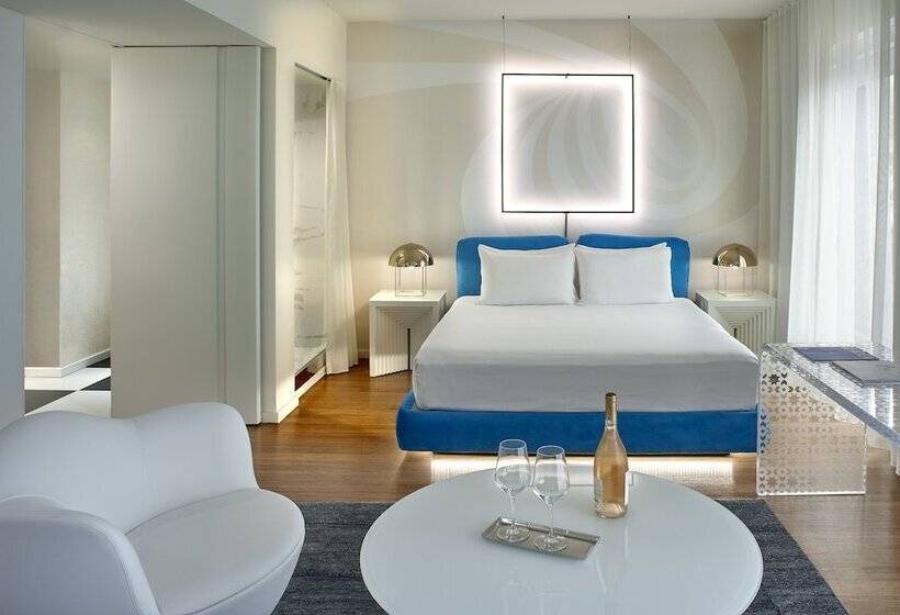 Студия Deluxe, Mondrian Los Angeles In West Hollywood