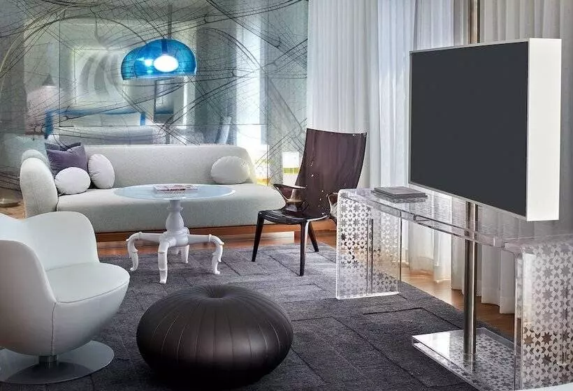 استودیوی استاندارد, Mondrian Los Angeles In West Hollywood