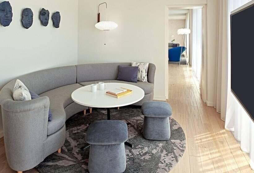 Пентхаус, Mondrian Los Angeles In West Hollywood