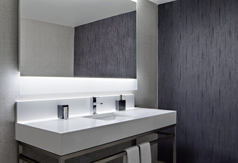 اتاق سوپریور برای معلولان, New York Marriott Marquis