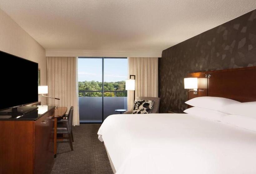 キングサイズベッドのスタンダードルーム, Omaha Marriott