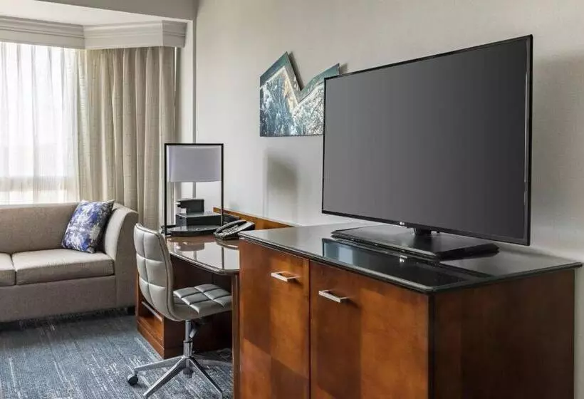 اتاق پرمیوم, Richmond Marriott