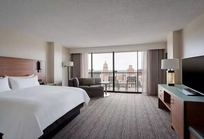 景色の見えるダブルベッドスタンダードルーム, San Antonio Marriott Riverwalk