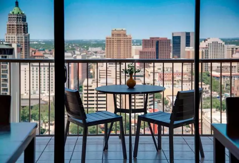 ダブルベッドスタンダードルーム, San Antonio Marriott Riverwalk