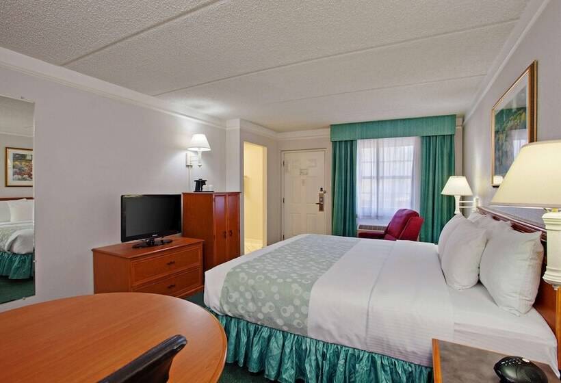 Номер Deluxe, Super 8 By Wyndham San Bernardino