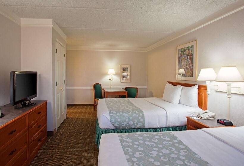 Номер Премиум, Super 8 By Wyndham San Bernardino