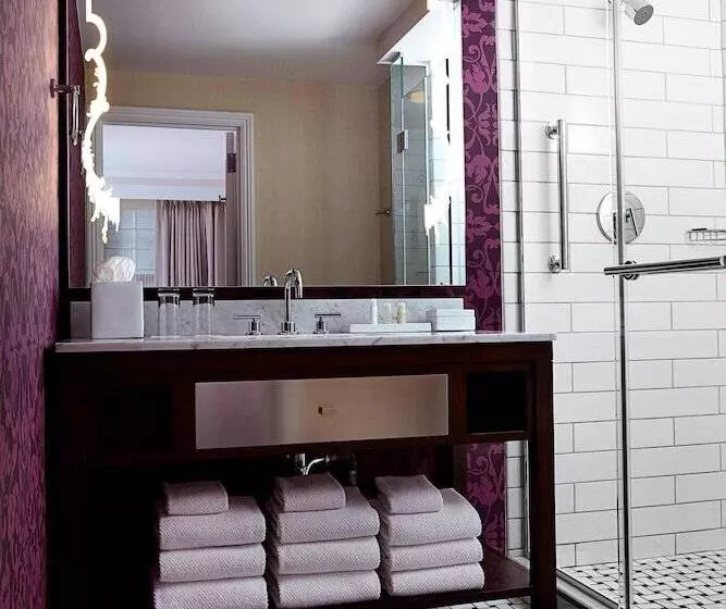 اتاق استاندارد با 2 تخت دوبل, The Mayflower Hotel, Autograph Collection