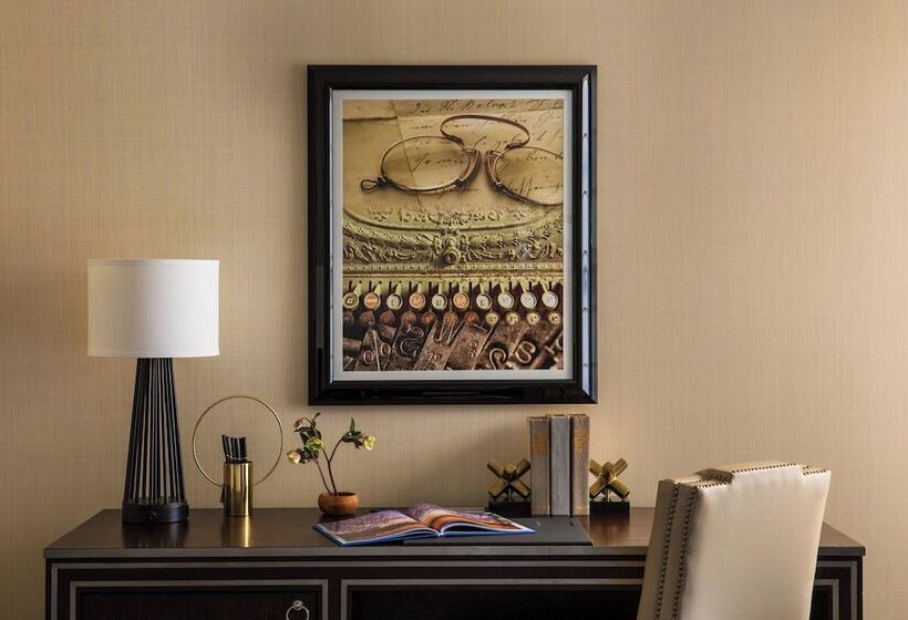 デラックスルーム, The Mayflower Hotel, Autograph Collection