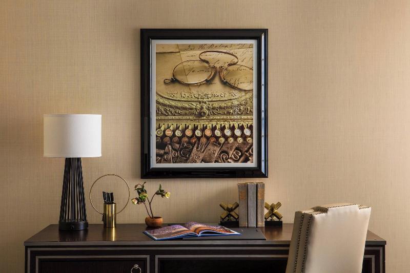 스탠다드 룸 킹사이즈 침대, The Mayflower Hotel, Autograph Collection