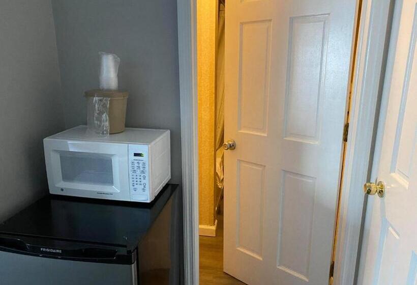 סוויטה, Marine Village Resort