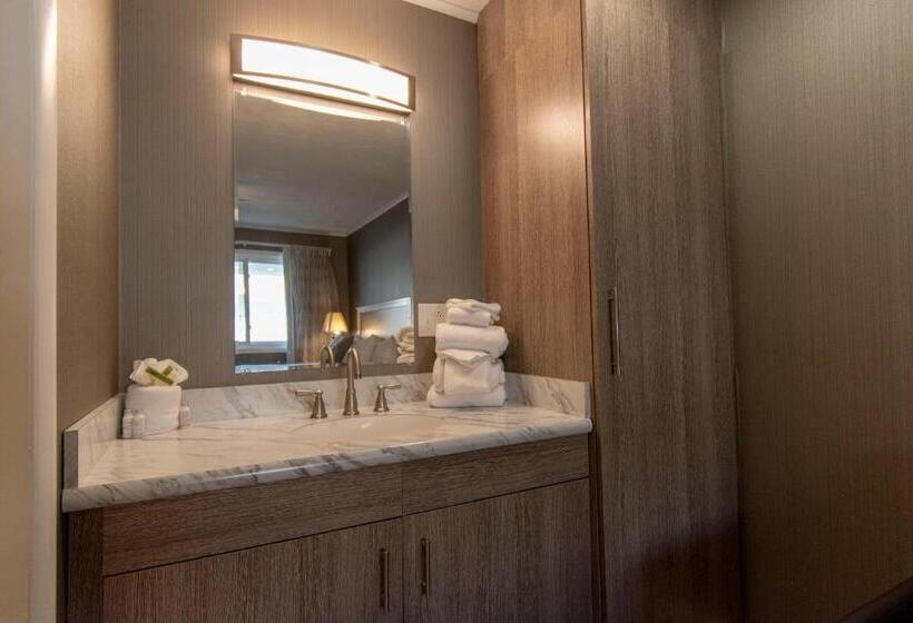 חדר סטנדרט עם מיטת קינג, Marine Village Resort