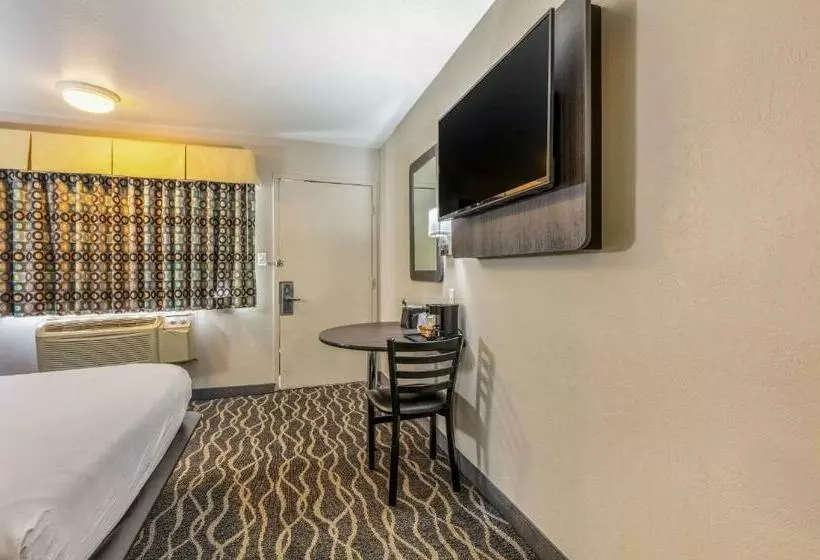 スタンダードルーム, Econo Lodge