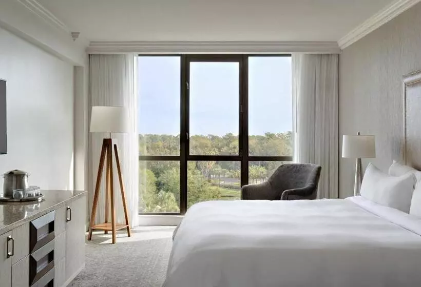 キングサイズベッドのスイートルーム, Sawgrass Marriott Golf Resort & Spa
