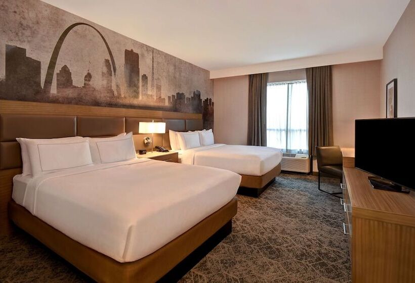 Номер Стандарт 2 Двуспальные Кровати, Doubletree By Hilton St. Louis Airport