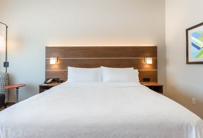 Люкс, Holiday Inn Express & Suites Springfield North, An Ihg