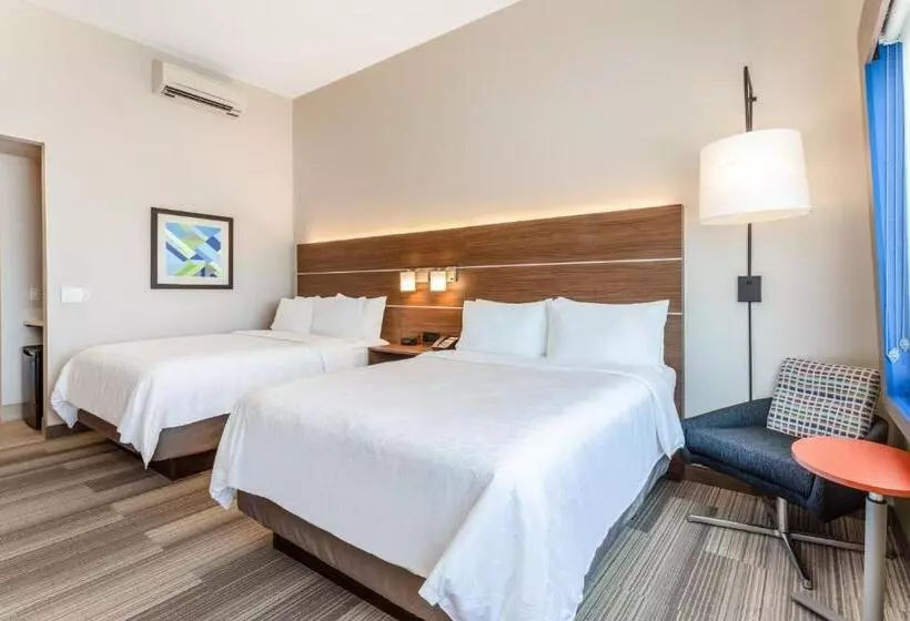 اتاق استاندارد برای معلولان, Holiday Inn Express & Suites   Springfield North, An Ihg