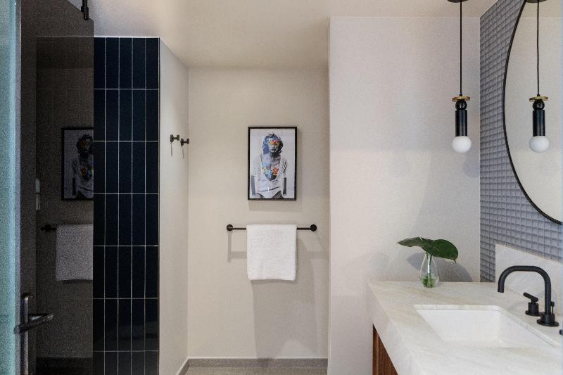 חדר סטנדרט עם מיטת קינג, Kimpton Banneker Hotel, An Ihg