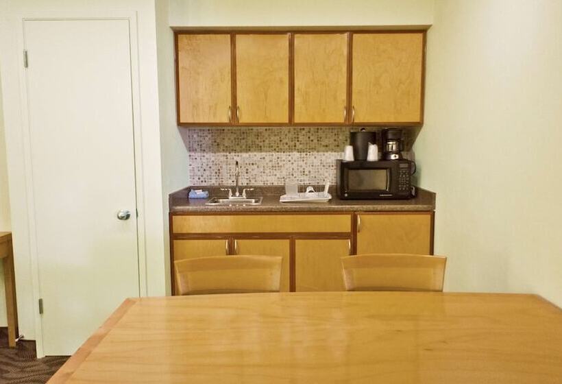 سوئیت برای معلولان, Nexus; Bw Signature Collection