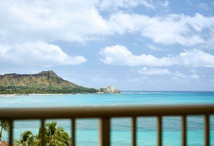 جناح كلوب, Outrigger Reef Waikiki Beach Resort